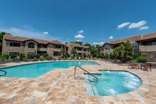 Photo #2: 6279405 Listing