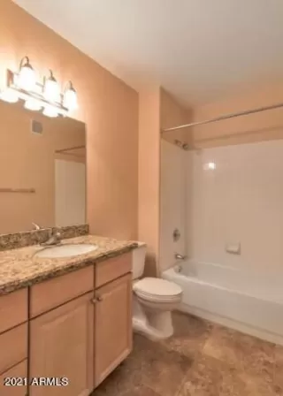 Photo #4: 6279495 Listing