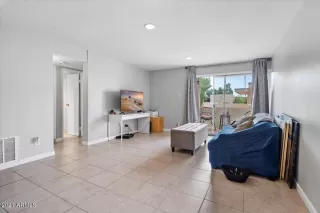 Photo #4: 6279593 Listing