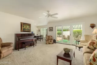 Photo #4: 6279803 Listing
