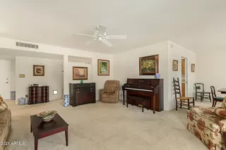 Photo #5: 6279803 Listing