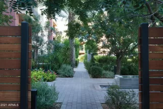 Photo #1: 6279877 Listing 