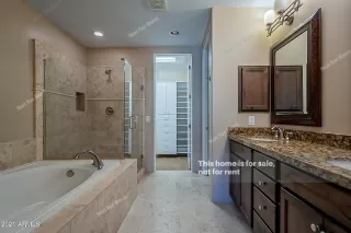 Photo #5: 6279886 Listing