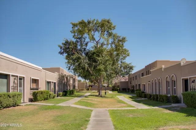 MLS: 6280264 Condo For Sale