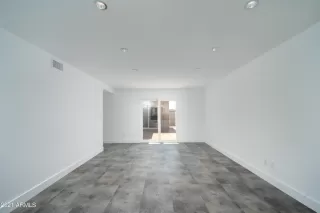 Photo #3: 6280264 Listing
