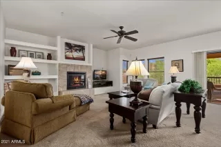 Photo #4: 6280728 Listing