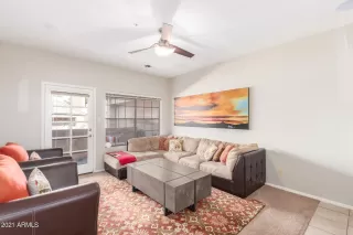 Photo #5: 6280902 Listing