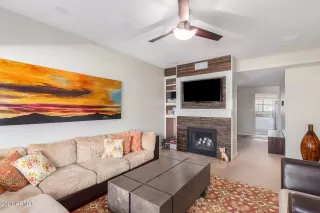 Photo #6: 6280902 Listing