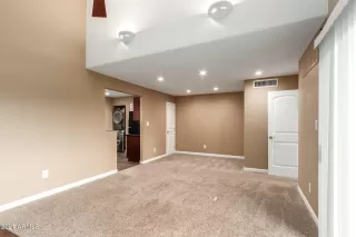 Photo #3: 6281634 Listing