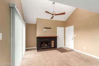 Photo #4: 6281634 Listing