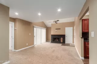 Photo #5: 6281634 Listing