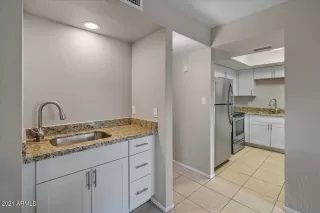 Photo #4: 6281757 Listing