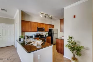 Photo #6: 6282316 Listing