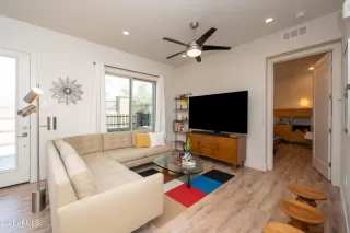 Photo #4: 6282388 Listing