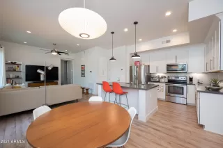 Photo #6: 6282388 Listing