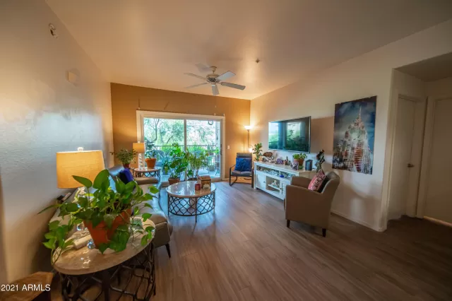 MLS: 6282428 Condo For Sale