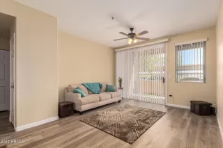 Photo #4: 6282449 Listing 