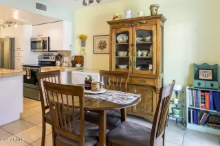 Photo #6: 6282490 Listing