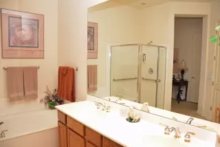 Photo #6: 6282789 Listing