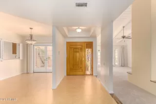 Photo #5: 6283113 Listing