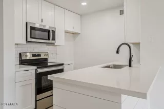 Photo #2: 6283212 Listing