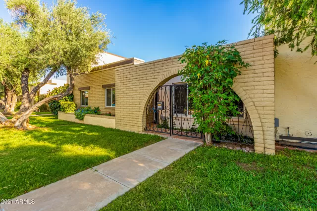 MLS: 6283356 Condo For Sale