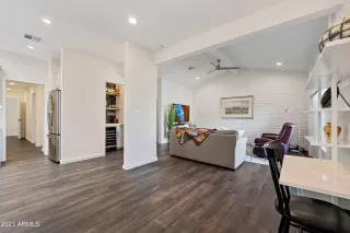 Photo #5: 6283441 Listing