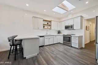 Photo #6: 6283441 Listing