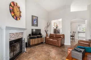 Photo #3: 6283569 Listing