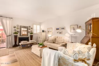 Photo #2: 6283660 Listing 