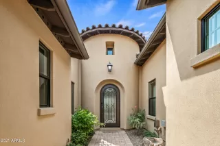 Photo #3: 6283789 Listing