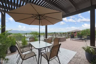 Photo #4: 6283888 Listing