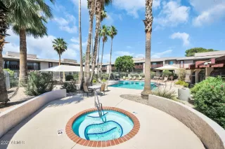 Photo #4: 6283913 Listing