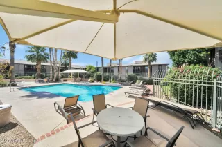 Photo #5: 6283913 Listing