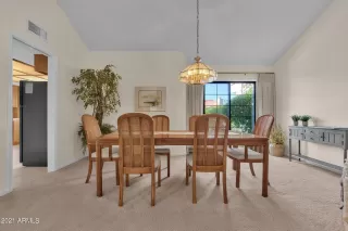 Photo #5: 6283933 Listing