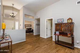 Photo #2: 6284255 Listing