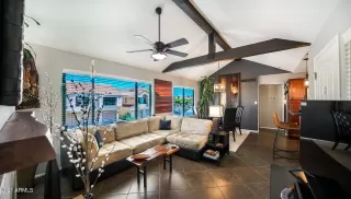 Photo #3: 6284568 Listing