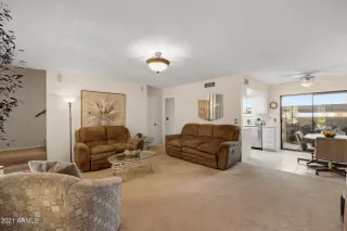 Photo #3: 6284629 Listing