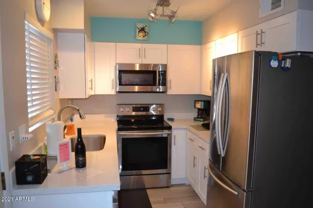 MLS: 6284935 Condo For Sale