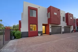 Photo #2: 6284940 Listing