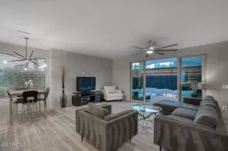 Photo #3: 6284940 Listing