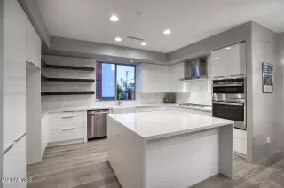 Photo #5: 6284940 Listing