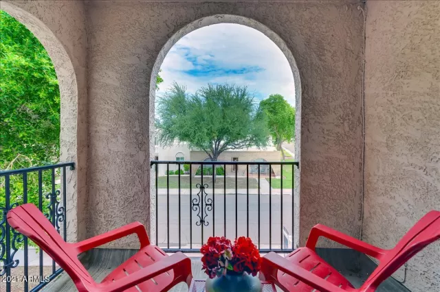 MLS: 6285069 Condo For Sale