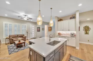 Photo #6: 6285097 Listing 