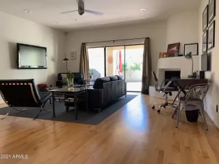 Photo #2: 6285284 Listing