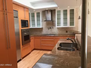 Photo #5: 6285284 Listing