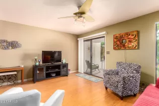 Photo #5: 6285290 Listing 