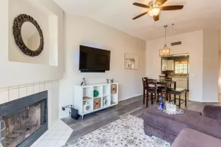 Photo #2: 6285482 Listing