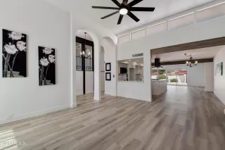 Photo #6: 6285691 Listing