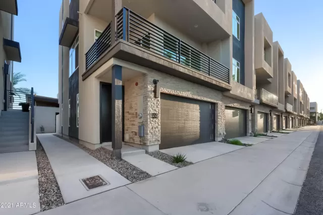 MLS: 6285731 Condo For Sale